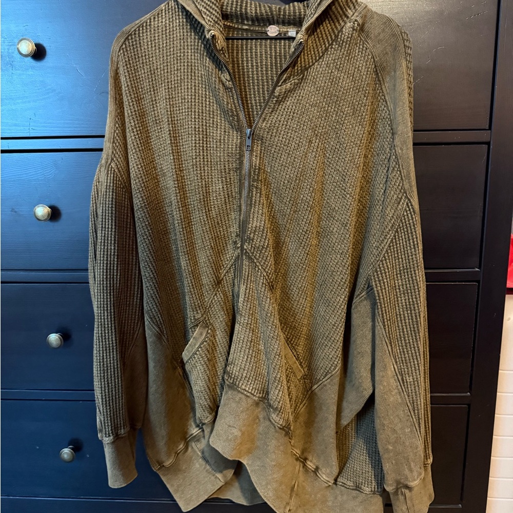 Free People | FP One Ash Hoodie - size Medium - Black Walnut